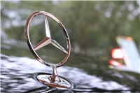  2011  ǻ    Mercedes